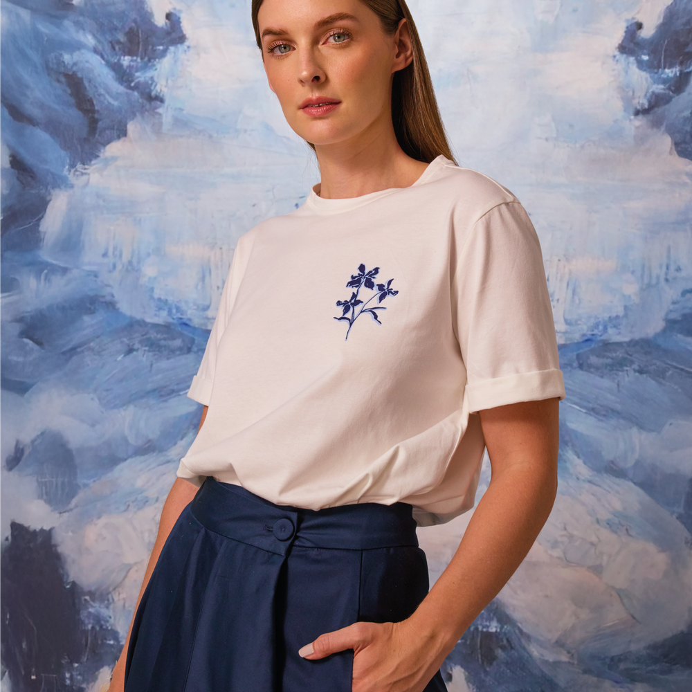 
                      
                        JARDÍN LATENTE T-SHIRT
                      
                    